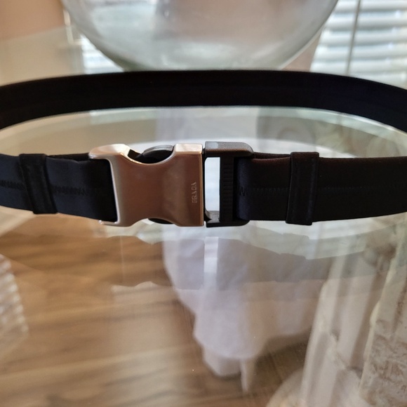 Prada black belt - Picture 1 of 3